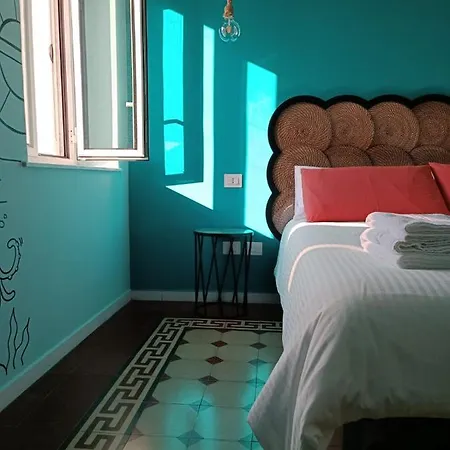 Bed & Breakfast Liotru Maisonne, With En-suite Bathroom And Shared Bathroom Katánie
