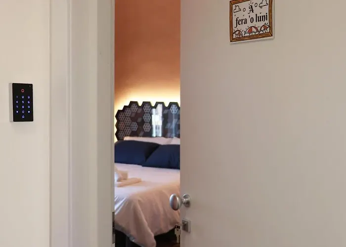 Nocleg ze śniadaniem Liotru Maisonne, With En-suite Bathroom And Shared Bathroom Katania