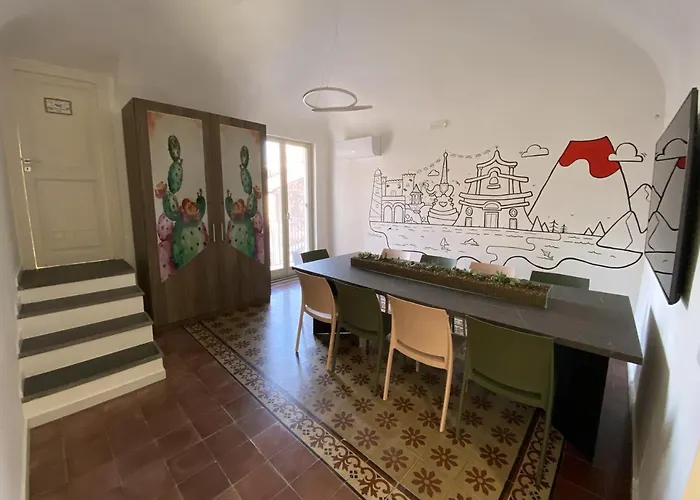 Nocleg ze śniadaniem Liotru Maisonne, With En-suite Bathroom And Shared Bathroom Katania