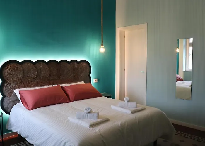 Liotru Maisonne, With En-suite Bathroom And Shared Bathroom