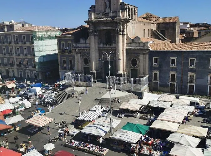 Liotru Maisonne, With En-suite Bathroom And Shared Bathroom Katania