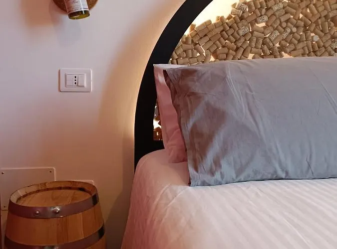 Liotru Maisonne, With En-suite Bathroom And Shared Bathroom